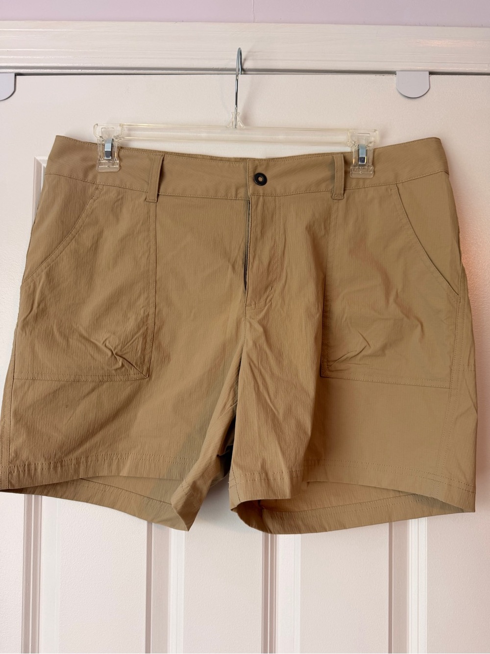 Columbia Omni-Shield Hiking / Outdoor Shorts – Women’s 16W